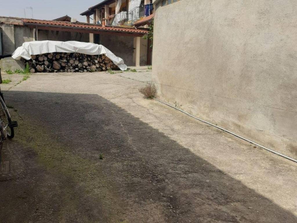 Casa indipendente a Montanaro in Via Madonna d'Isola, 17 - Foto 2