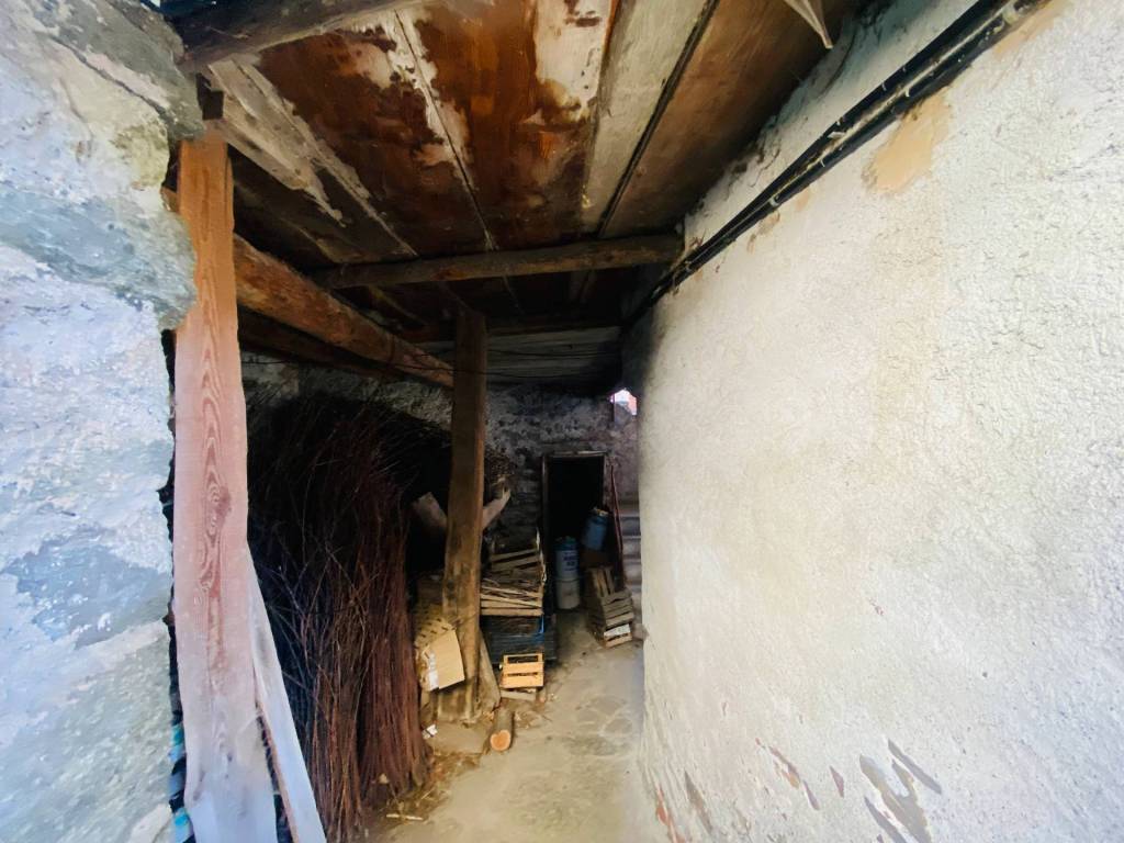 Casa indipendente a Fontainemore in Località Corè Superiore - Foto 4