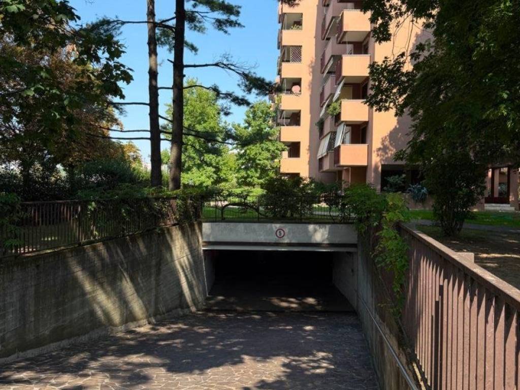 Appartamento a Monza in Via Ruggero Leoncavallo, 54 - Foto 5