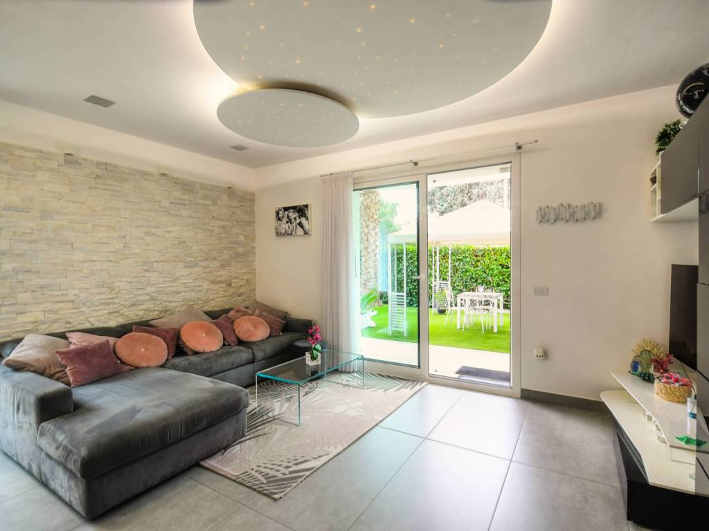 Appartamento a Riccione in Viale Cassino, 18 - Foto 3