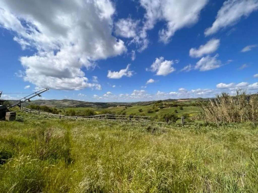 Rustico / casale a Arcidosso in Abbandonato No Number - Foto 3