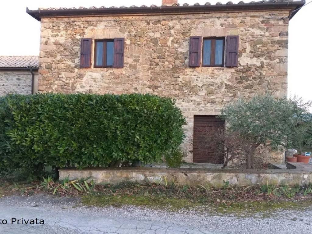 Villa a Castel del piano in Loc. Poggio Rineschi No Number - Foto 2