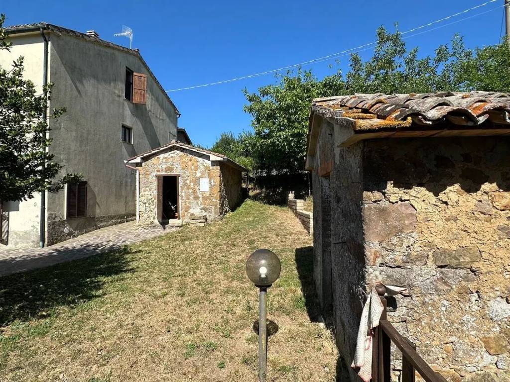 Villa a Santa fiora in Via Case Vescovi, 13 - Foto 2