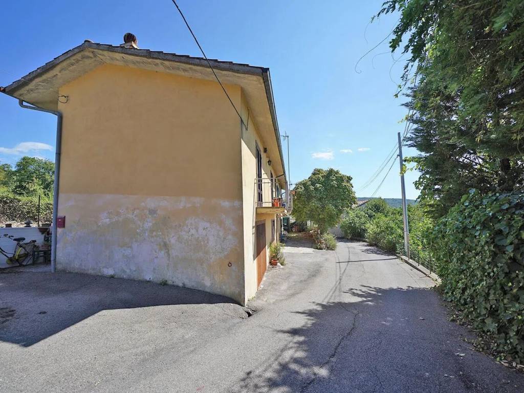 Villa a Santa fiora in Via Del Mormoraio No Number - Foto 5