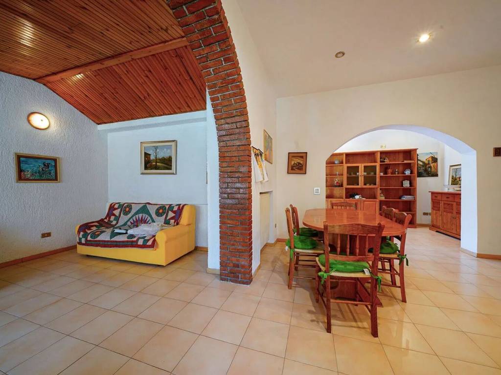 Appartamento a Santa fiora in Via Fratelli Cervi, 18 - Foto 2