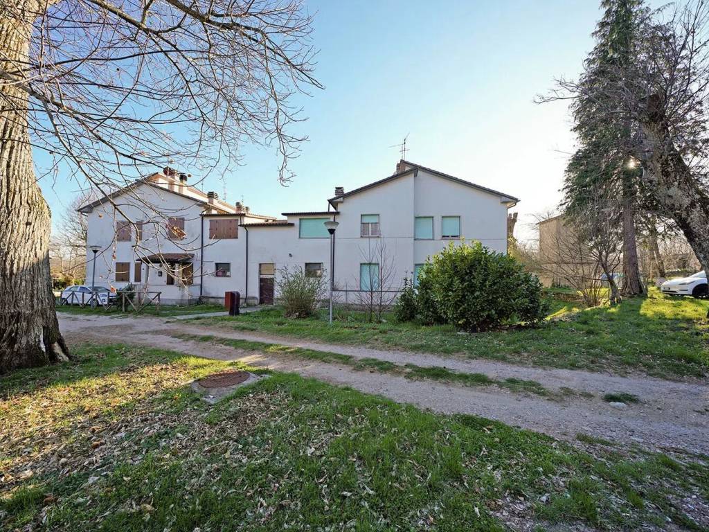 Appartamento a Santa fiora in Via Fratelli Cervi, 18 - Foto 3