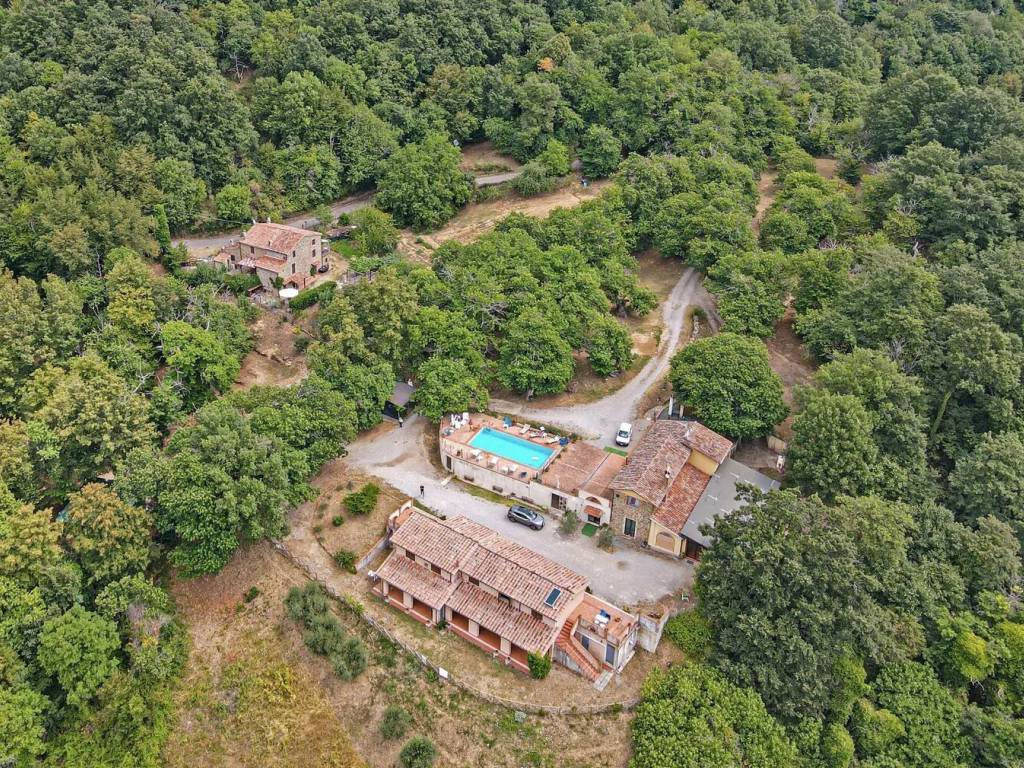 Rustico / casale a Santa fiora in Via Fosso Serpentaio, 8 - Foto 2