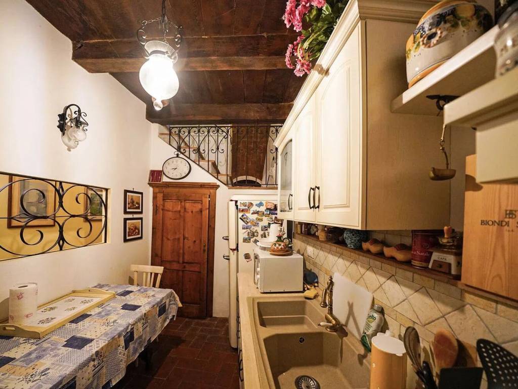 Villa a Arcidosso in Via Ricasoli No Number - Foto 5