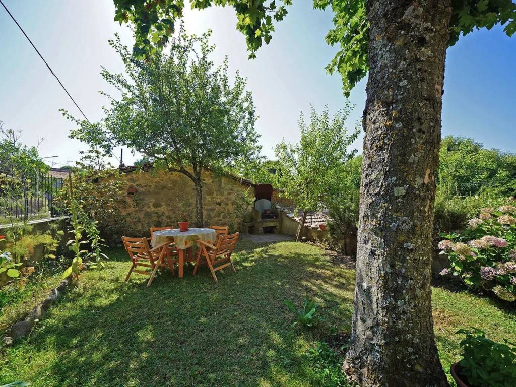 Villa a Santa fiora in Via Buca No Number - Foto 2