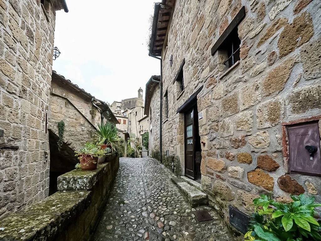 Villa a Sorano in Via Del Borgo, 31 - Foto 2