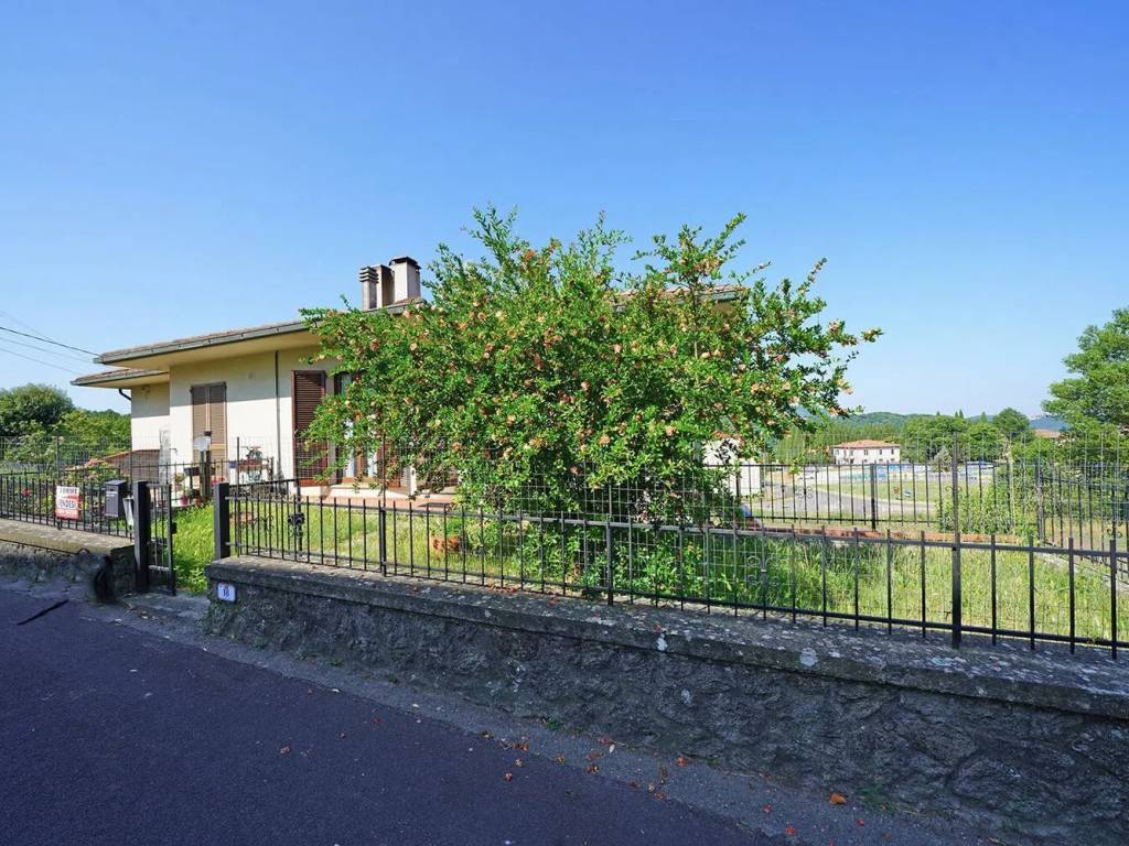 Appartamento a Arcidosso in Via Della Montagna, 20 - Foto 5