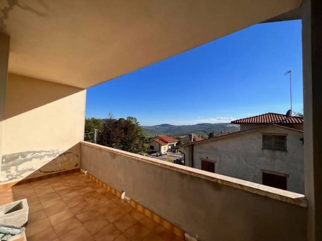 Appartamento a Santa fiora in Via Ferdinando Di Giulio, 1 - Foto 4