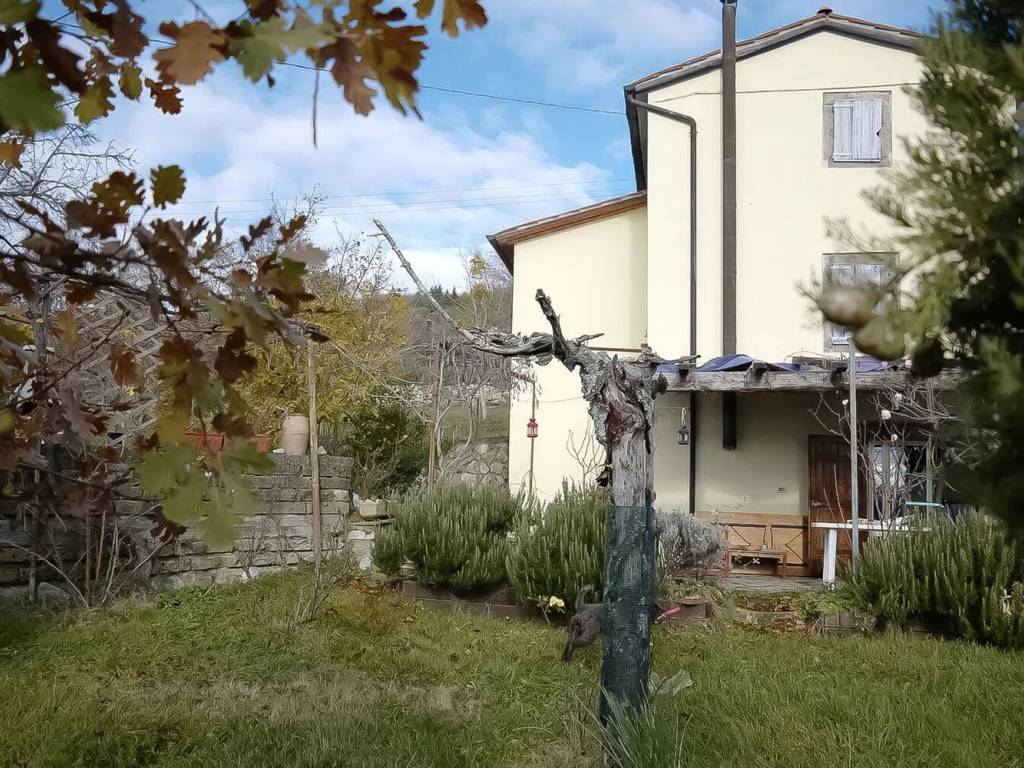 Villa a Santa fiora in Via Soana No Number - Foto 4