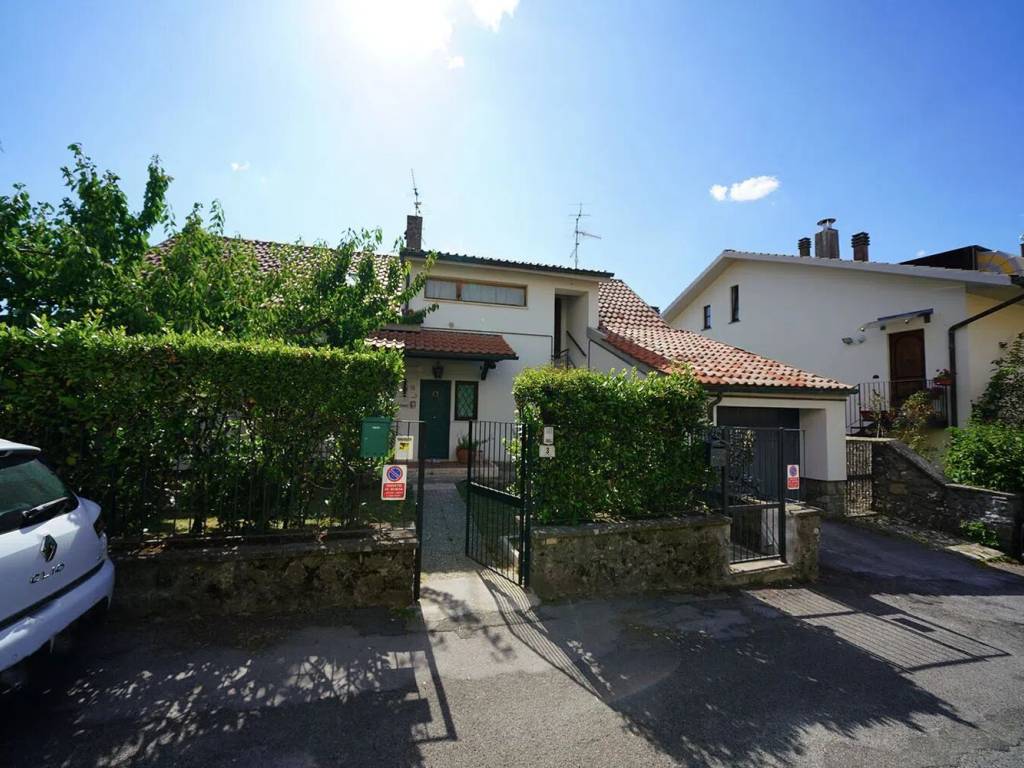 Appartamento a Castel del piano in Via Bruno Buozzi No Number - Foto 2