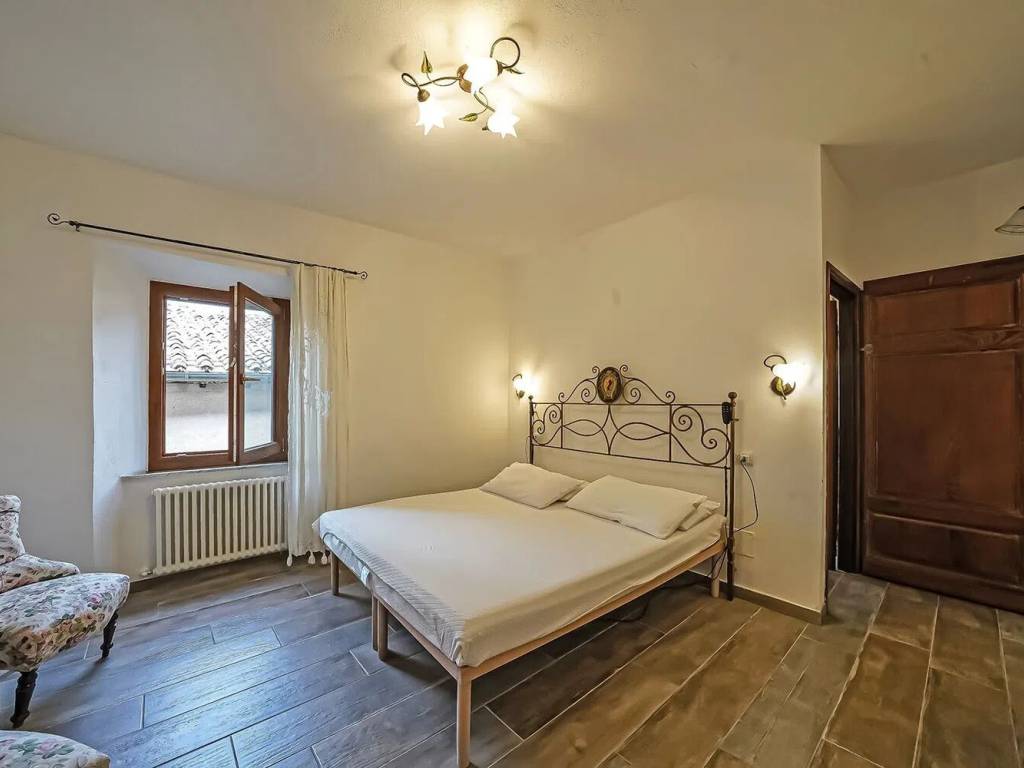 Appartamento a Santa fiora in Piazza Garibaldi No Number - Foto 5