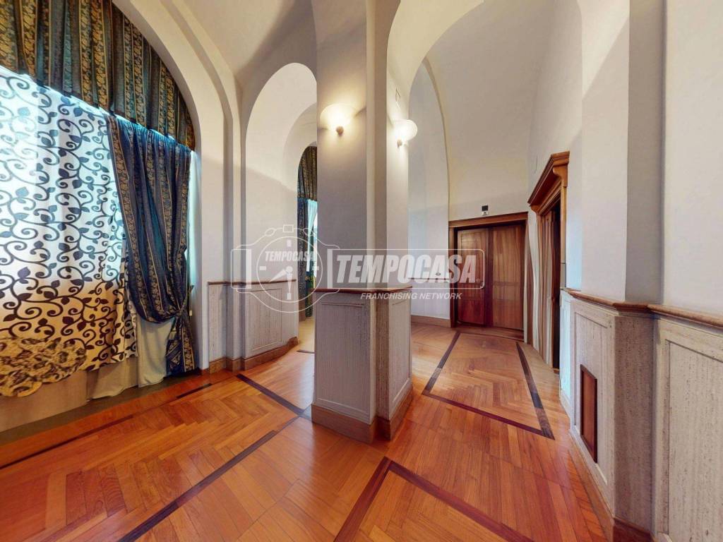 Appartamento a Aversa in Via Roma 97 - Foto 2