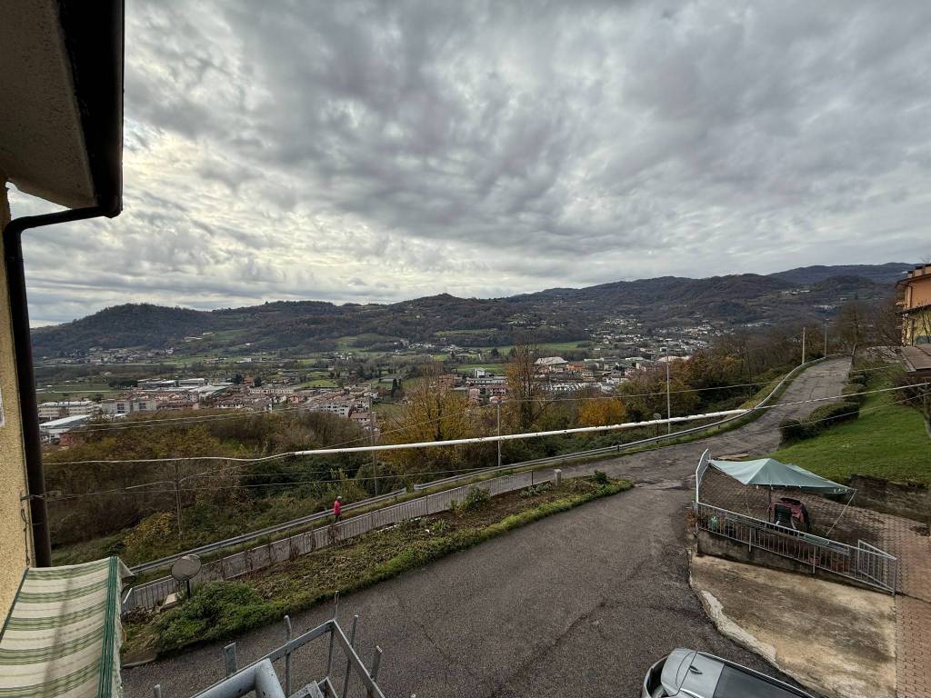 Casa indipendente a Cornedo vicentino in Via Belvedere, 19 - Foto 4