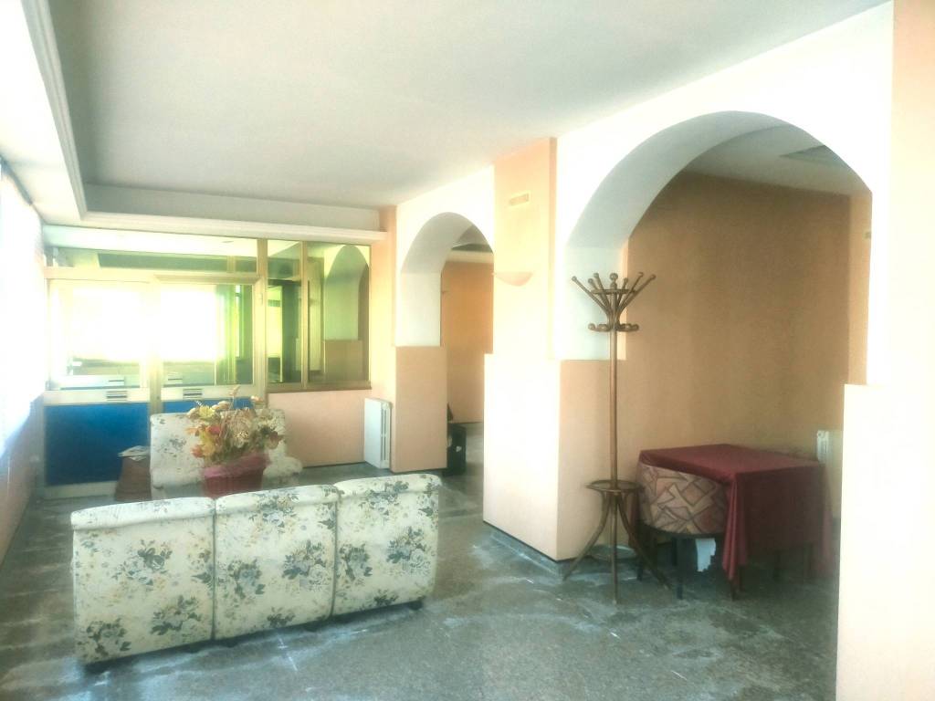 Palazzo / stabile a Latina in Strada Regionale Pontina - Foto 3