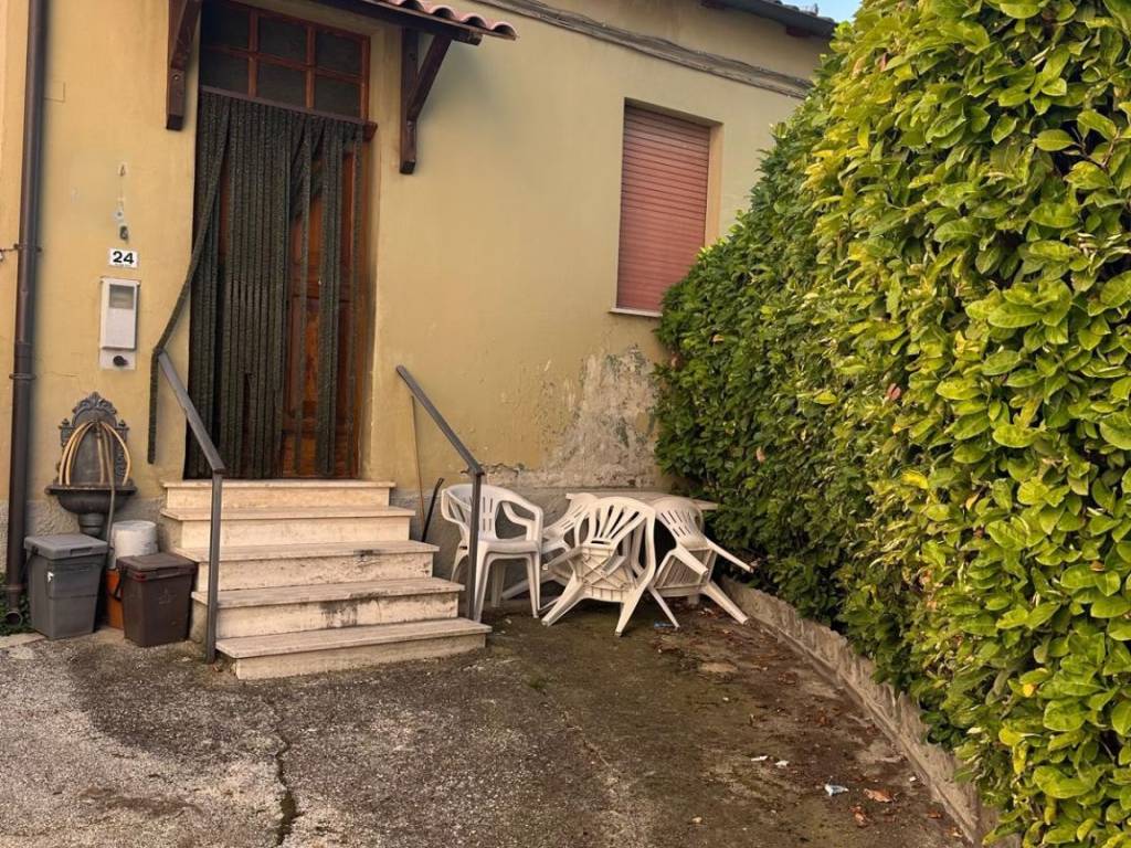 Casa indipendente a San benedetto dei marsi in Via Capo Croce - Foto 5