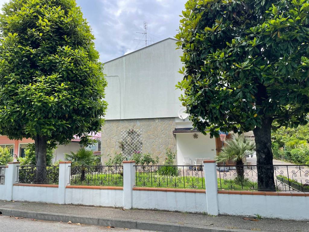 Appartamento a Cervia in Viale Giuseppe Di Vittorio - Foto 3