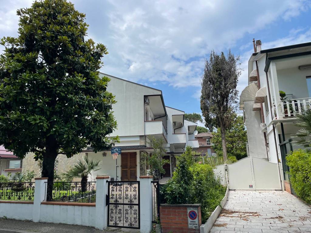 Appartamento a Cervia in Viale Giuseppe Di Vittorio - Foto 4