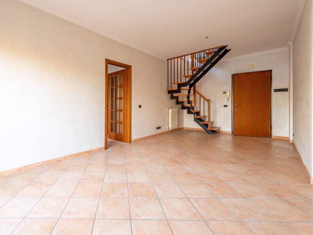Appartamento a Grottaferrata in Viale 1 Maggio - Foto 4