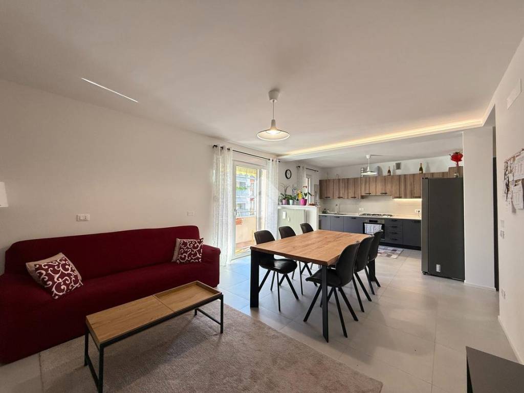 Appartamento a Trento in Viale Verona, 108 - Foto 2