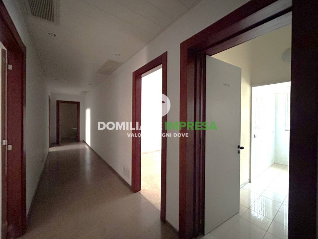 Immobile a Lecce in Via Baldassarre Papadia - Foto 4