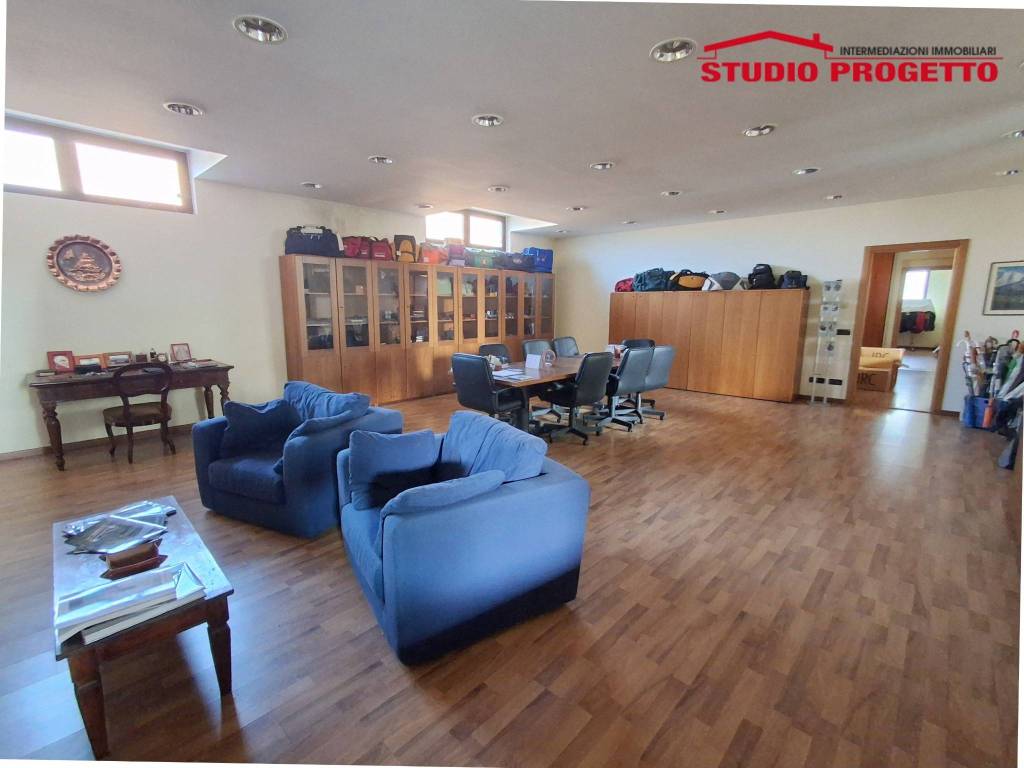 Immobile a Mariano comense in Via 20 Settembre - Foto 4