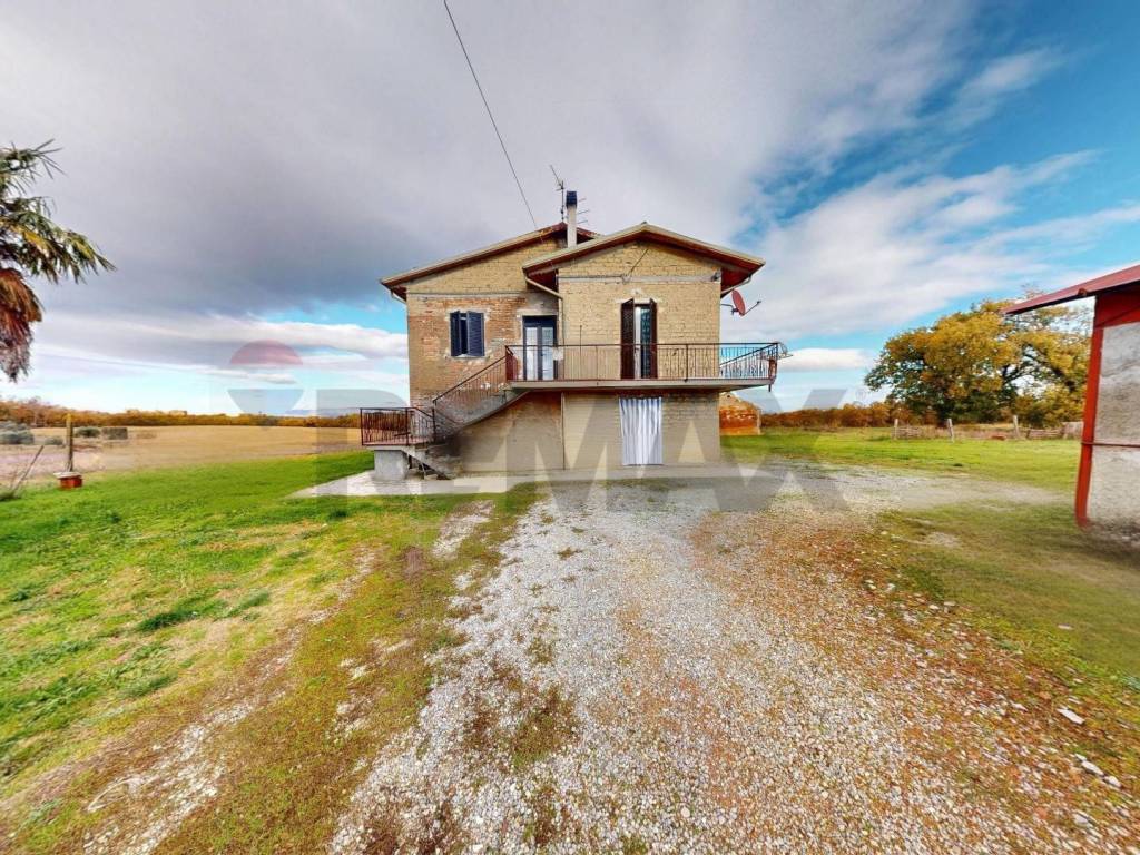 Rustico / casale a Castiglione del lago - Foto 2