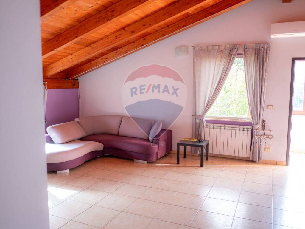 Appartamento a Cerisano in via Beato Josèmaria Escrivà, 7 - Foto 2