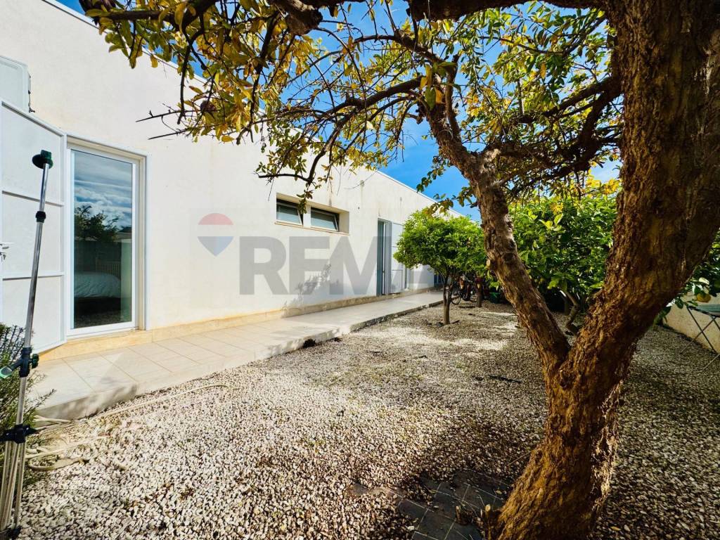 Villa a Ragusa in VIA GIOVANNI LA PORTA, 1 - Foto 2