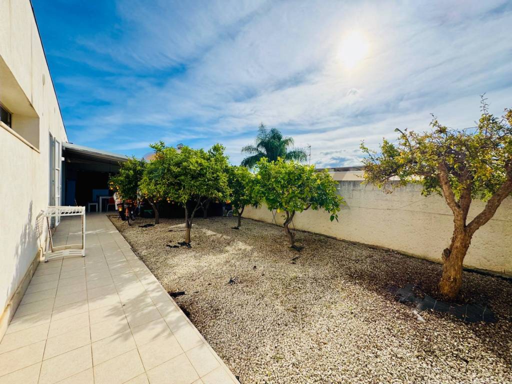 Villa a Ragusa in VIA GIOVANNI LA PORTA, 1 - Foto 4