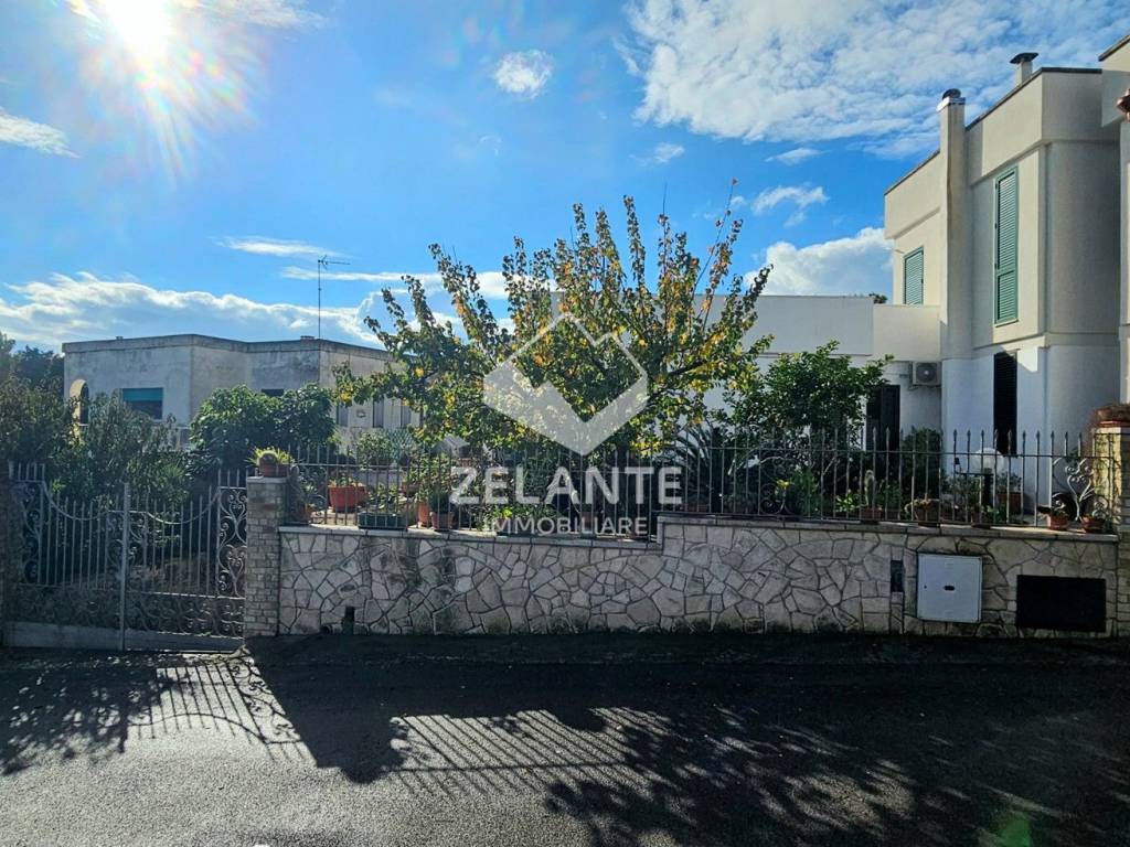 Casa indipendente a Castro in Via Mucurone - Foto 3