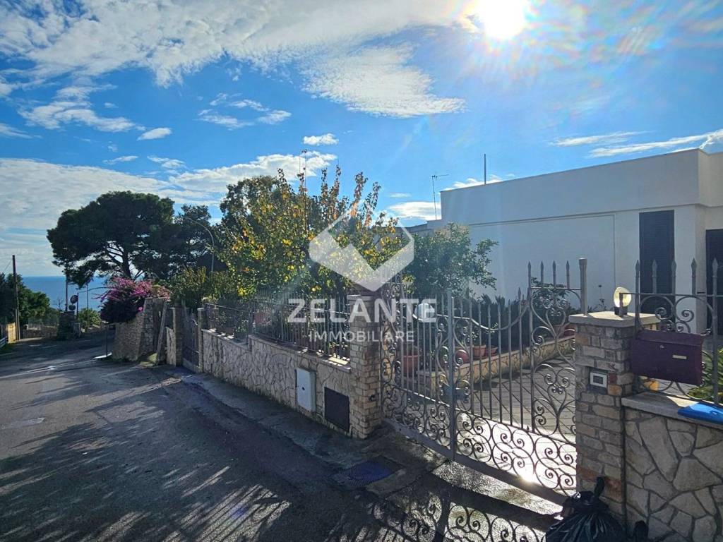 Casa indipendente a Castro in Via Mucurone - Foto 5