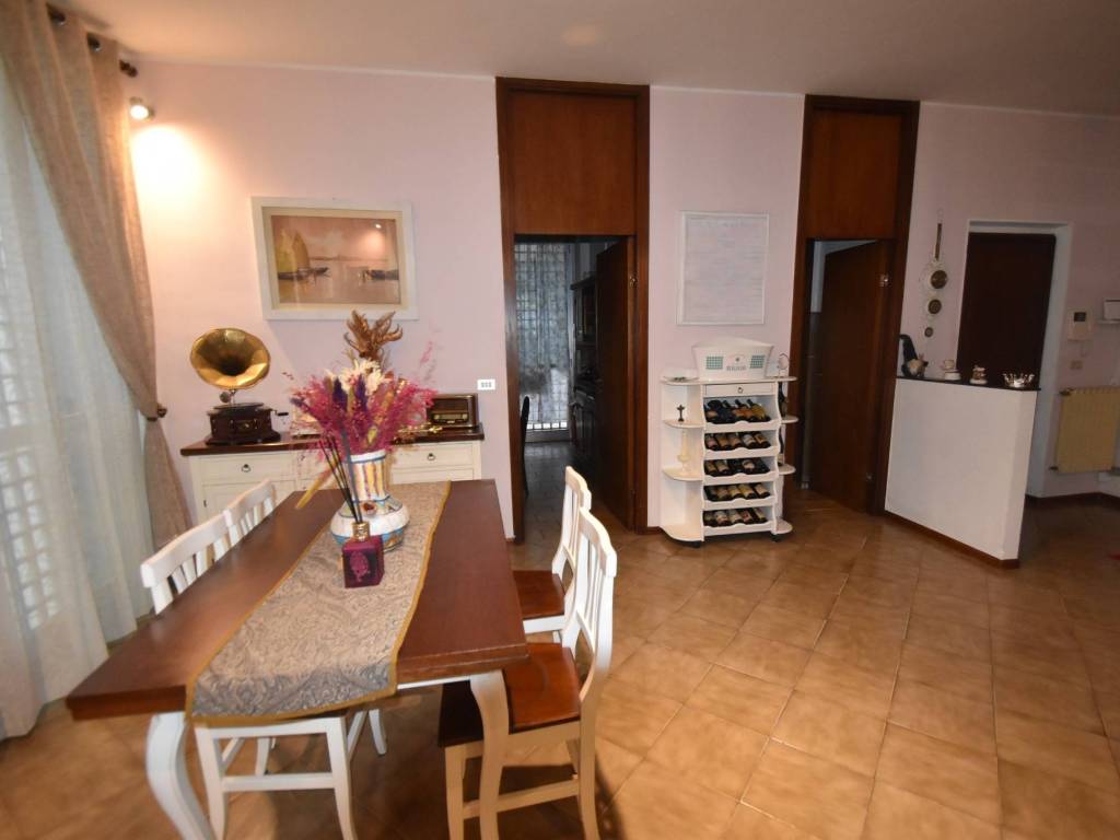 Villetta a schiera a Vercelli in Via Don Cesare Martinetti, 18 - Foto 4