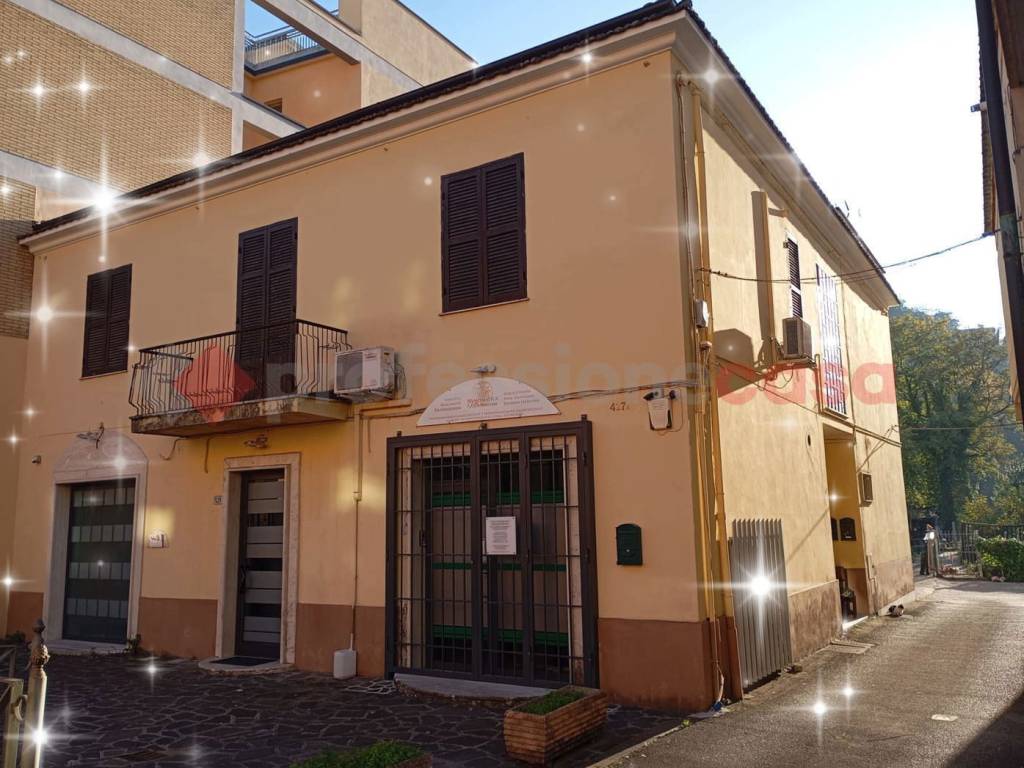 Palazzo / stabile a Frosinone in Via Aldo Moro, 42 - Foto 3