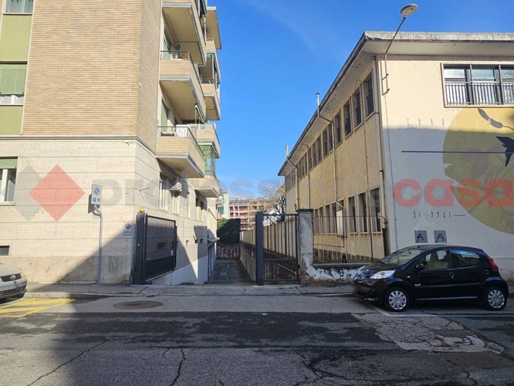 Box / garage a Pinerolo in via chiampo, 22 - Foto 2