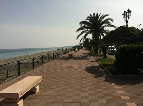 Appartamento a Siderno in Via Giovanni Amendola, 44 - Foto 3