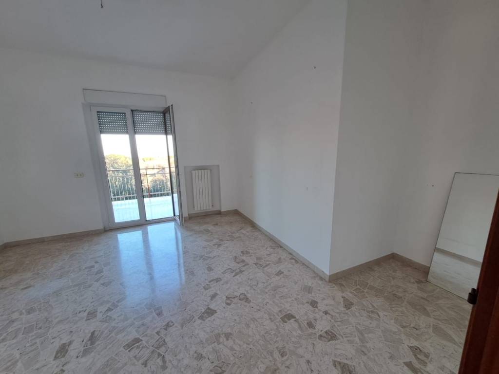 Appartamento a Valenzano in Viale Benedetto Croce, 14 - Foto 2