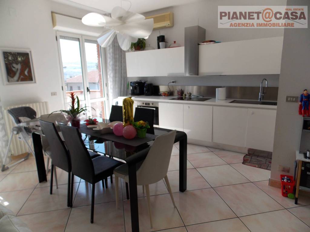 Appartamento a Spinetoli in Via Salaria - Foto 3