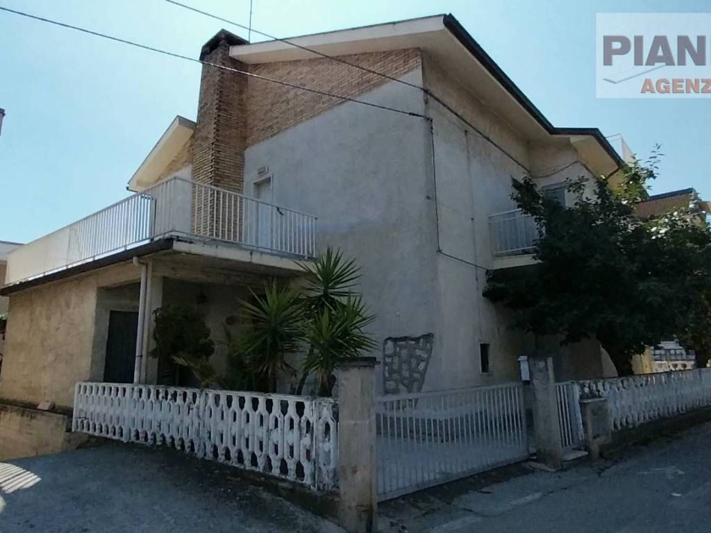 Casa indipendente a Monteprandone in Via Benedetto Croce - Foto 4