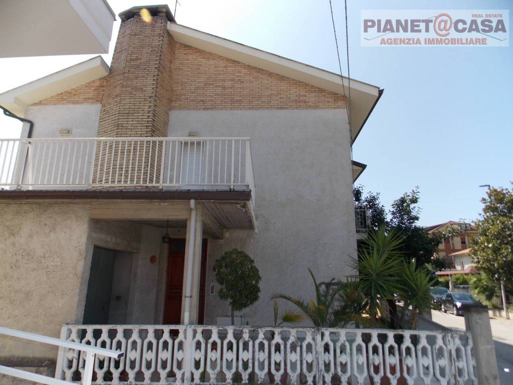 Casa indipendente a Monteprandone in Via Benedetto Croce - Foto 5