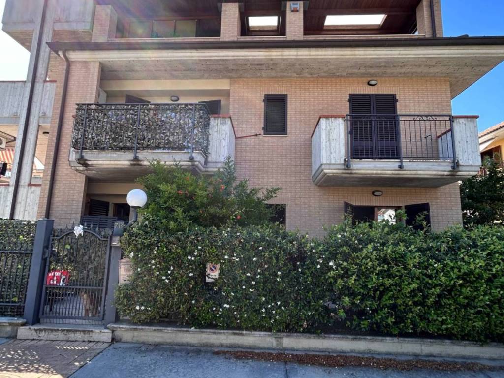 Appartamento a Spinetoli in Via I Maggio - Foto 2