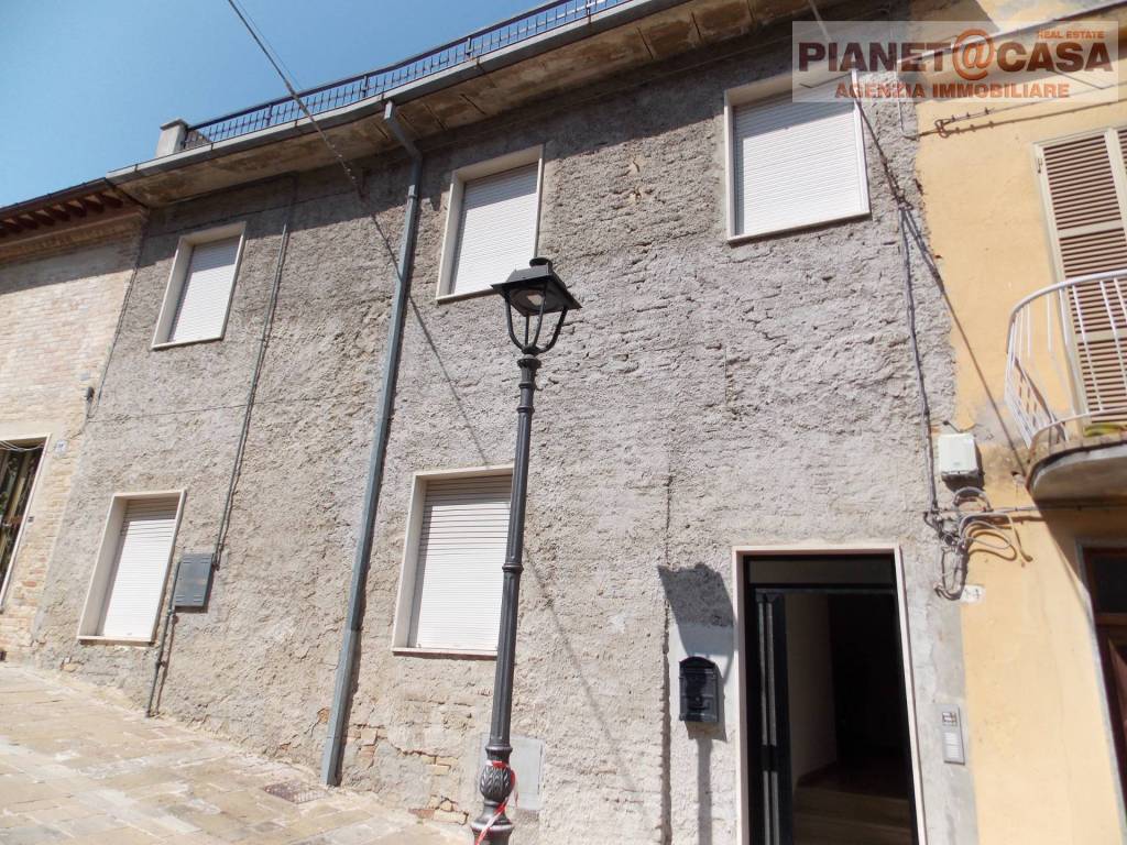 Casa indipendente a Monsampolo del tronto in Piazza Castello - Foto 4