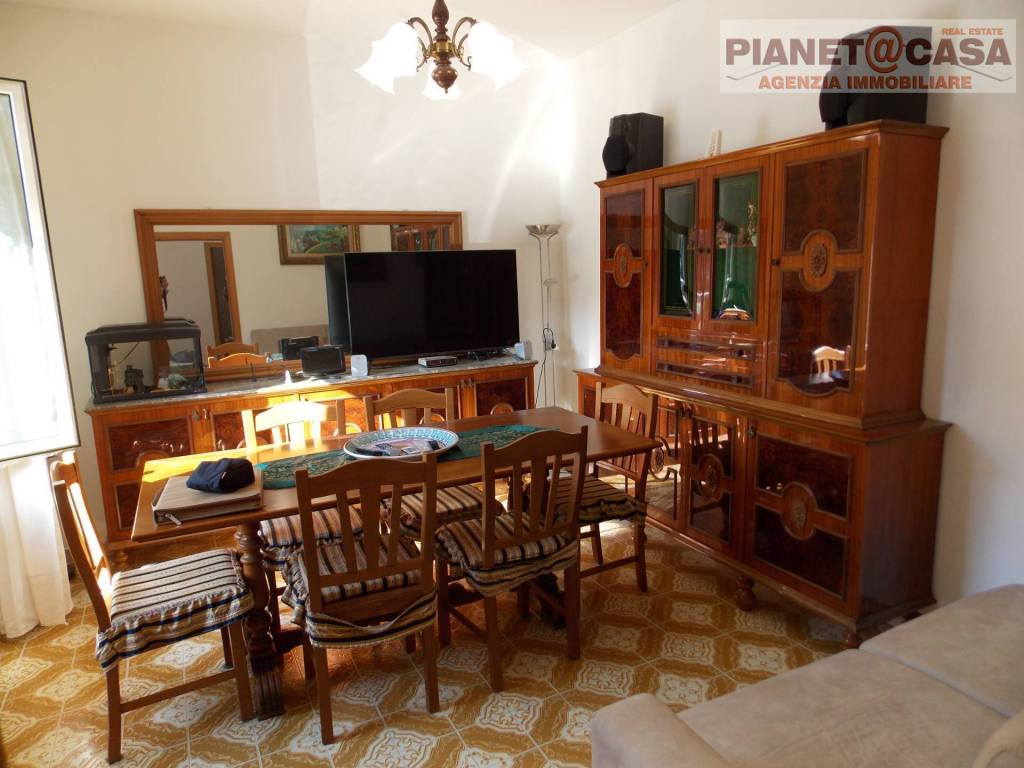 Casa indipendente a Ancarano in via Gran Sasso - Foto 2