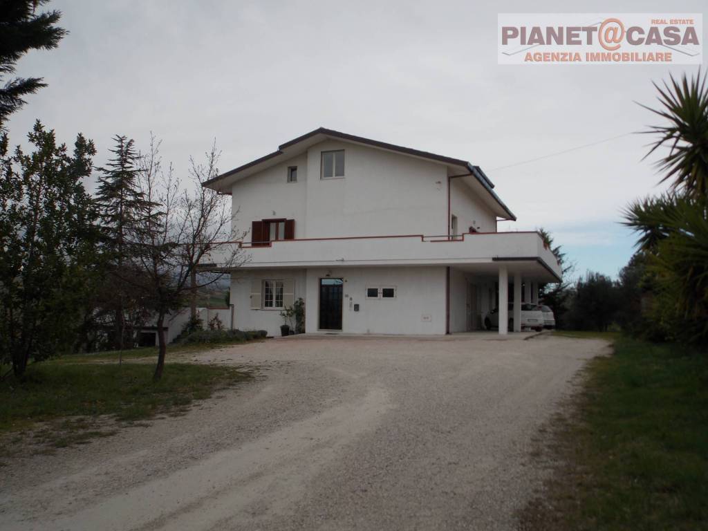 Casa indipendente a Sant'omero in Via Salvatore a Torre - Foto 3