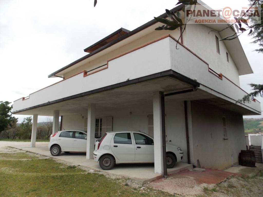 Casa indipendente a Sant'omero in Via Salvatore a Torre - Foto 5