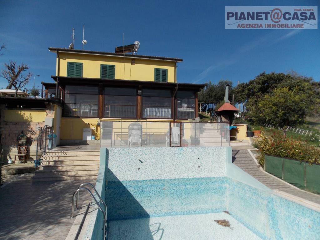 Rustico / casale a Monsampolo del tronto in Contrada Sant'Egidio - Foto 3