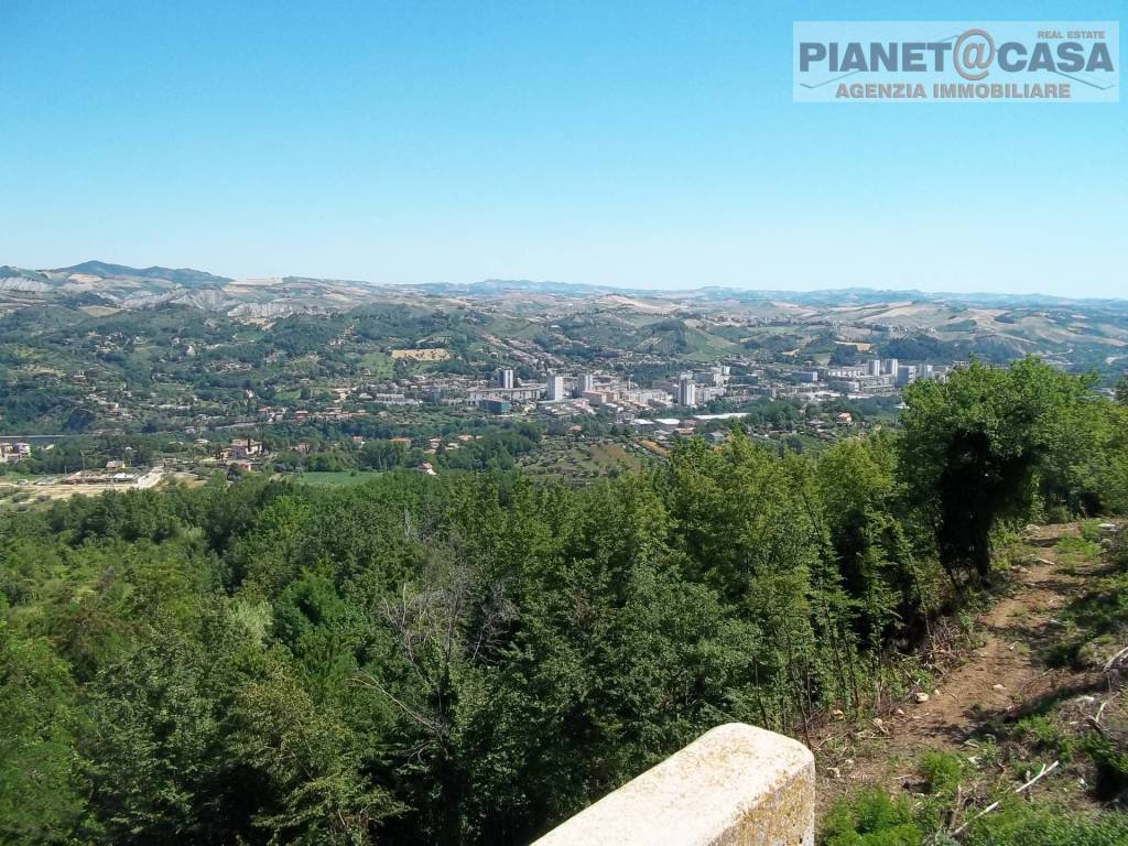 Villetta a schiera a Ascoli piceno in Valli di Lisciano - Foto 2